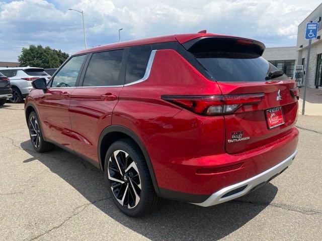 2024 Mitsubishi Outlander SE