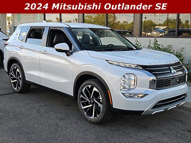 2024 Mitsubishi Outlander SE