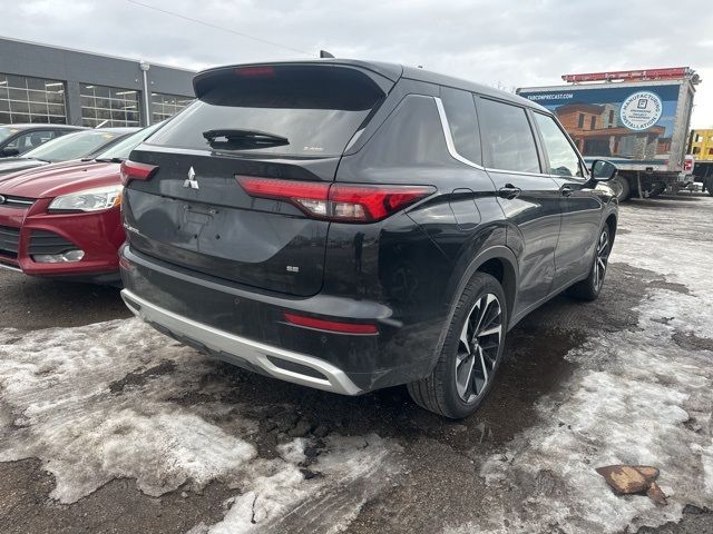 2024 Mitsubishi Outlander SE Black Edition