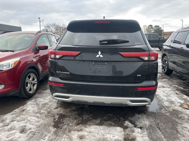 2024 Mitsubishi Outlander SE Black Edition