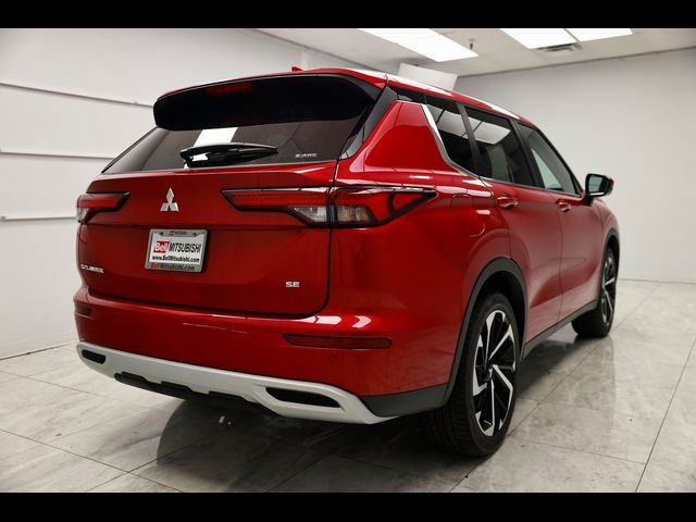 2024 Mitsubishi Outlander SE