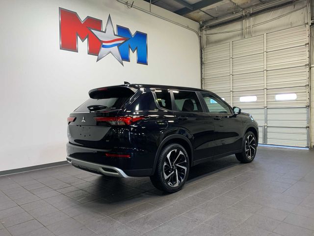 2024 Mitsubishi Outlander SE