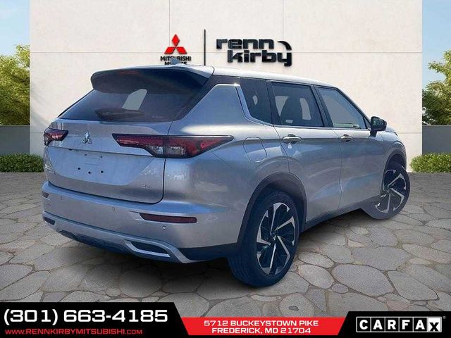 2024 Mitsubishi Outlander SE