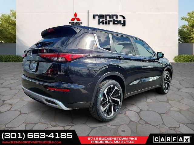 2024 Mitsubishi Outlander SE