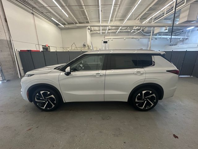 2024 Mitsubishi Outlander SEL