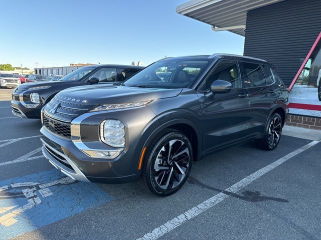 2024 Mitsubishi Outlander SEL