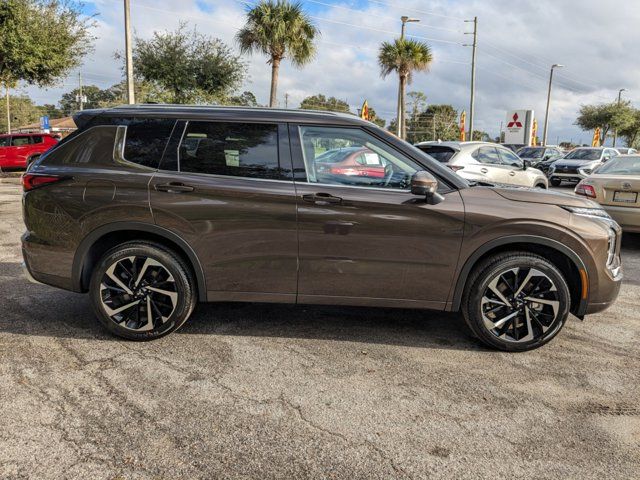 2024 Mitsubishi Outlander SEL