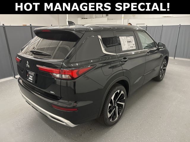 2024 Mitsubishi Outlander SEL