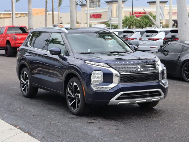 2024 Mitsubishi Outlander SEL