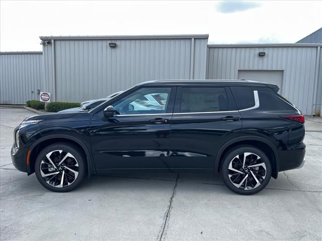 2024 Mitsubishi Outlander SEL