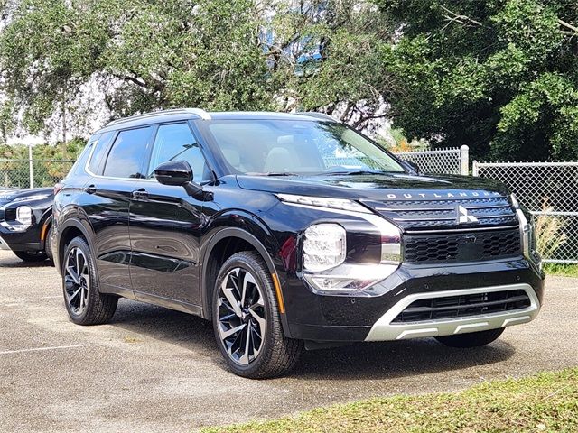 2024 Mitsubishi Outlander SEL