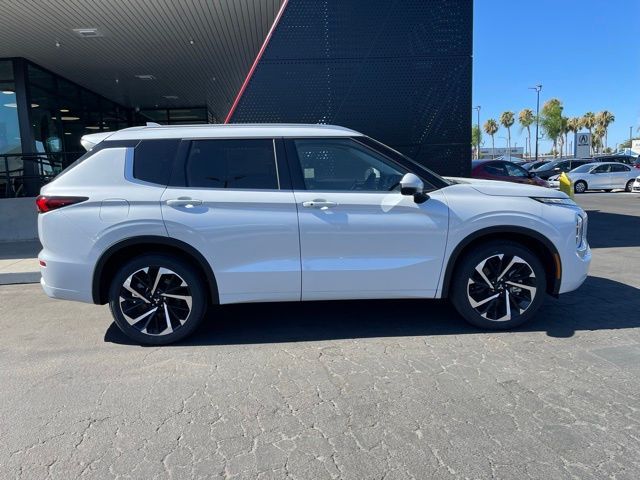 2024 Mitsubishi Outlander SEL