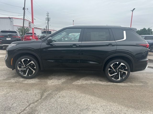 2024 Mitsubishi Outlander SEL