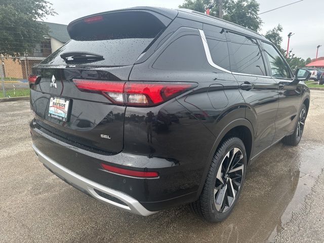 2024 Mitsubishi Outlander SEL