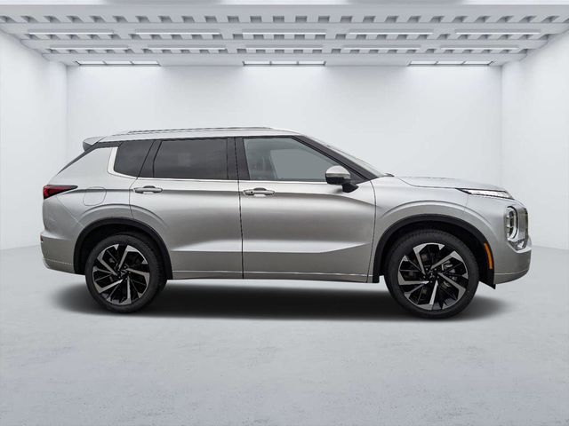 2024 Mitsubishi Outlander SEL