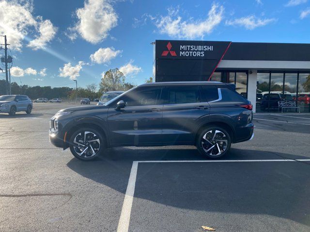 2024 Mitsubishi Outlander SEL