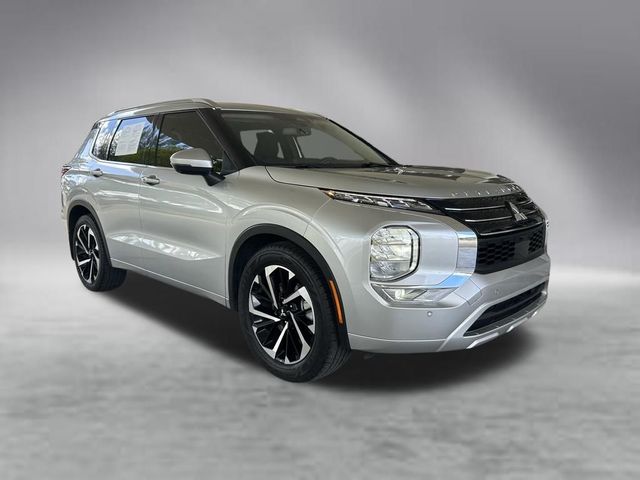 2024 Mitsubishi Outlander SEL Black Edition