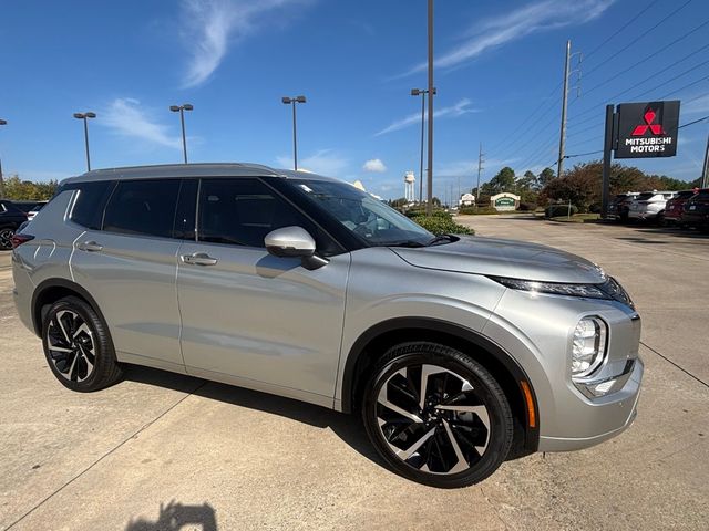 2024 Mitsubishi Outlander SEL