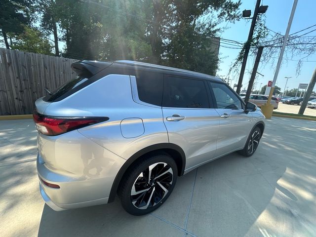 2024 Mitsubishi Outlander SEL