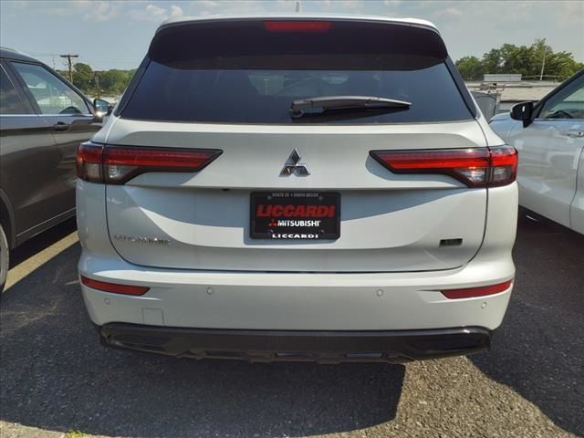 2024 Mitsubishi Outlander SEL