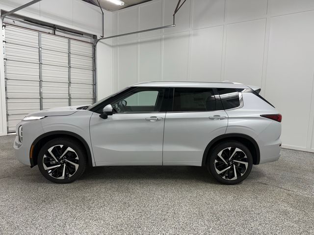 2024 Mitsubishi Outlander SEL