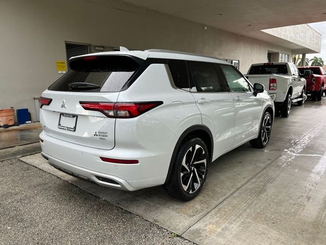 2024 Mitsubishi Outlander SEL