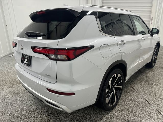 2024 Mitsubishi Outlander SEL