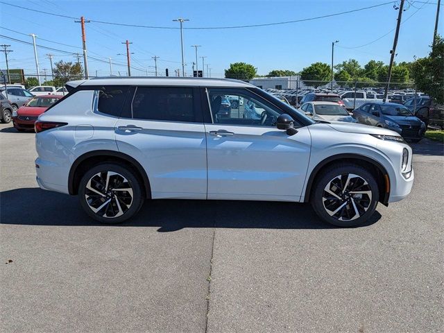 2024 Mitsubishi Outlander SEL