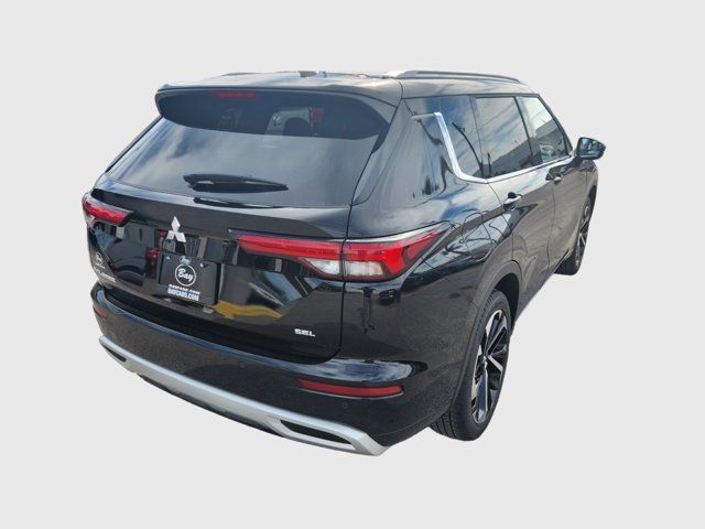 2024 Mitsubishi Outlander SEL