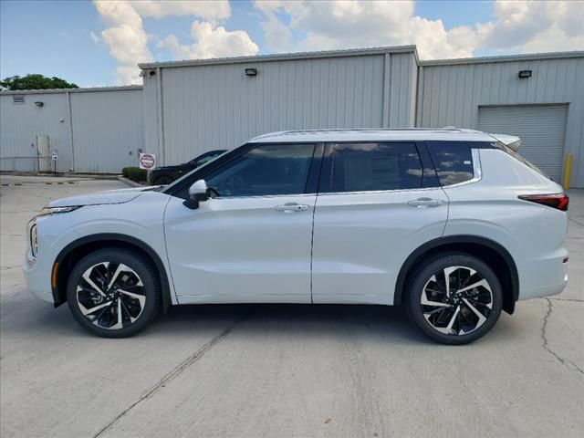 2024 Mitsubishi Outlander SEL