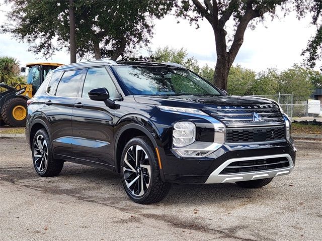 2024 Mitsubishi Outlander SEL