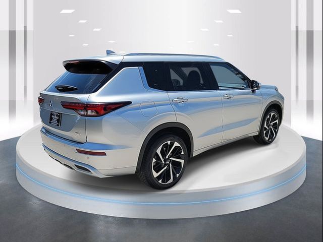 2024 Mitsubishi Outlander SEL