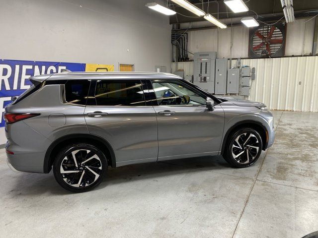 2024 Mitsubishi Outlander SEL