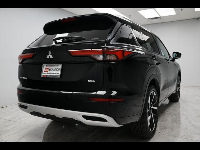 2024 Mitsubishi Outlander SEL