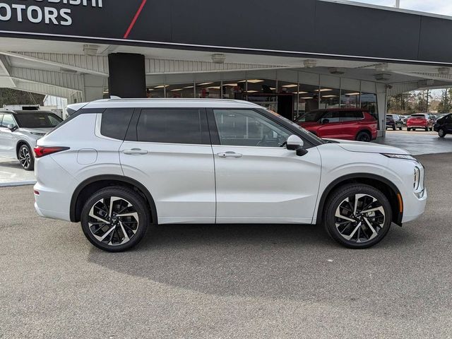 2024 Mitsubishi Outlander SEL