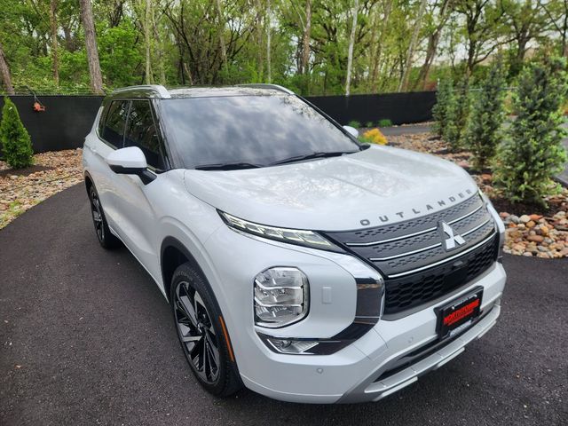 2024 Mitsubishi Outlander SEL