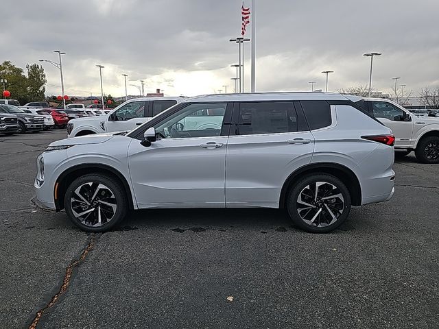 2024 Mitsubishi Outlander SEL