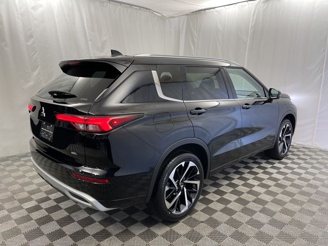 2024 Mitsubishi Outlander SEL