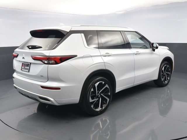 2024 Mitsubishi Outlander SEL