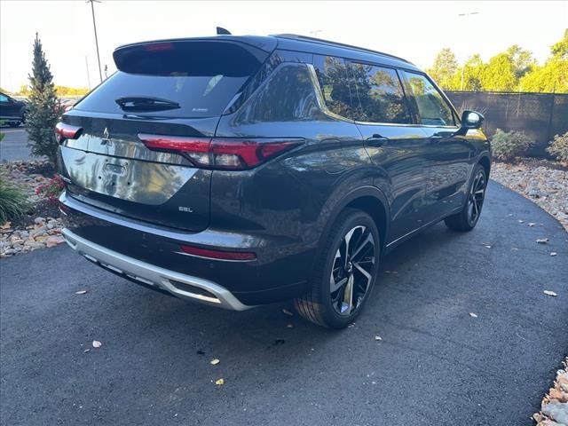 2024 Mitsubishi Outlander SEL