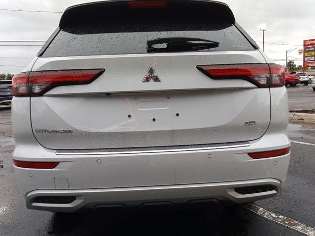 2024 Mitsubishi Outlander SEL