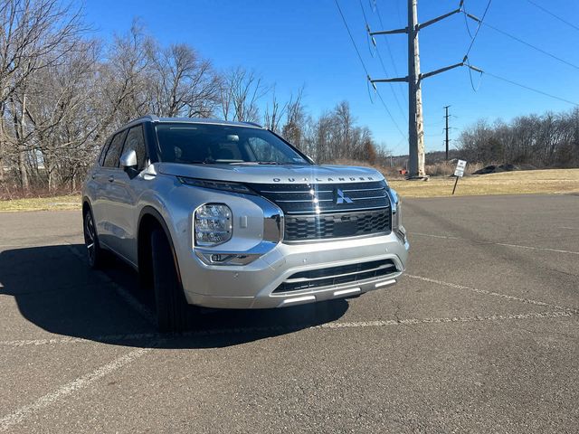 2024 Mitsubishi Outlander SEL