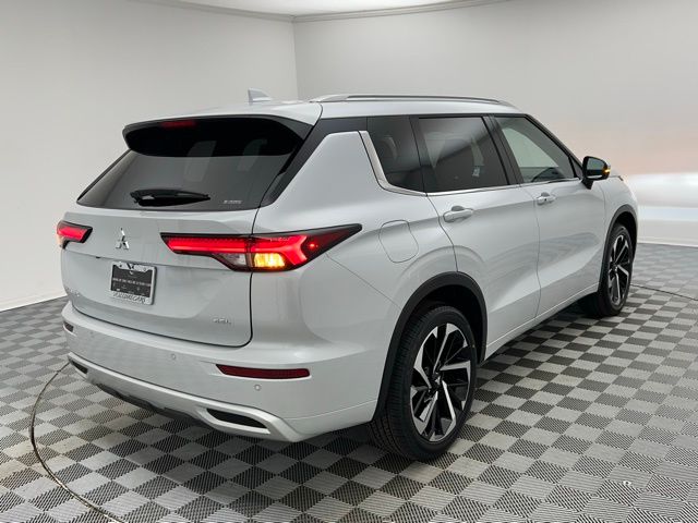 2024 Mitsubishi Outlander SEL