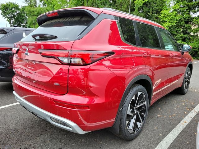 2024 Mitsubishi Outlander SEL