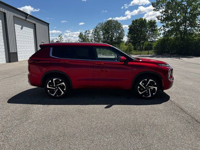 2024 Mitsubishi Outlander SEL