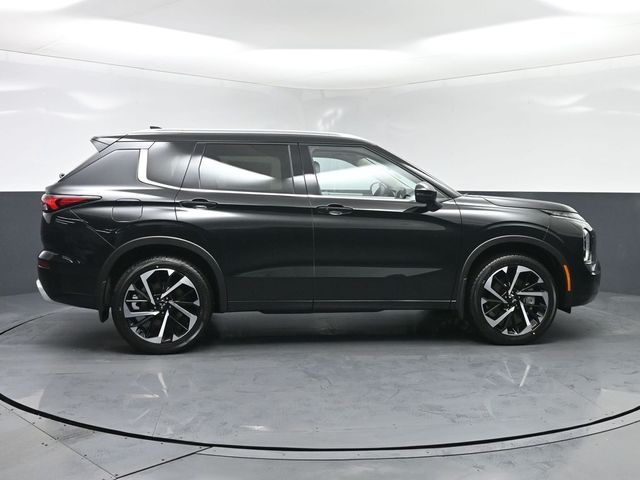 2024 Mitsubishi Outlander SEL