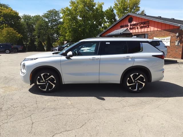 2024 Mitsubishi Outlander SEL