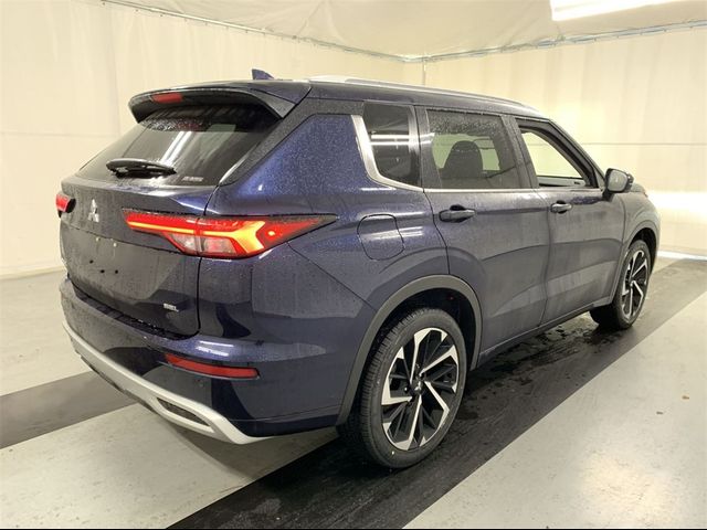 2024 Mitsubishi Outlander SEL