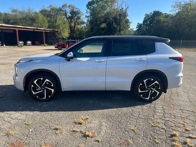 2024 Mitsubishi Outlander SEL