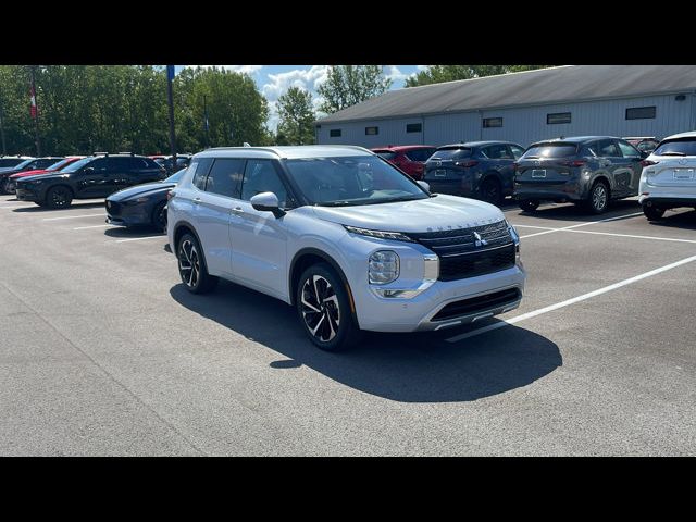 2024 Mitsubishi Outlander SEL